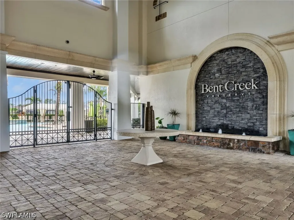 9454 Greenleigh Court Naples FL 34120