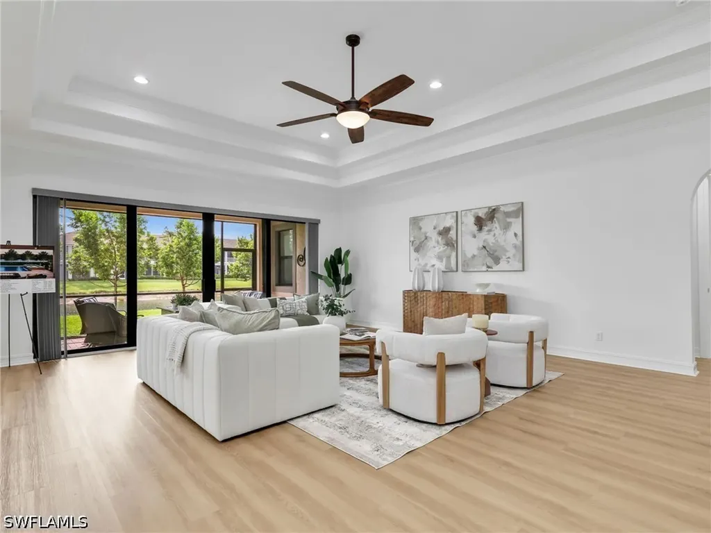 9454 Greenleigh Court Naples FL 34120
