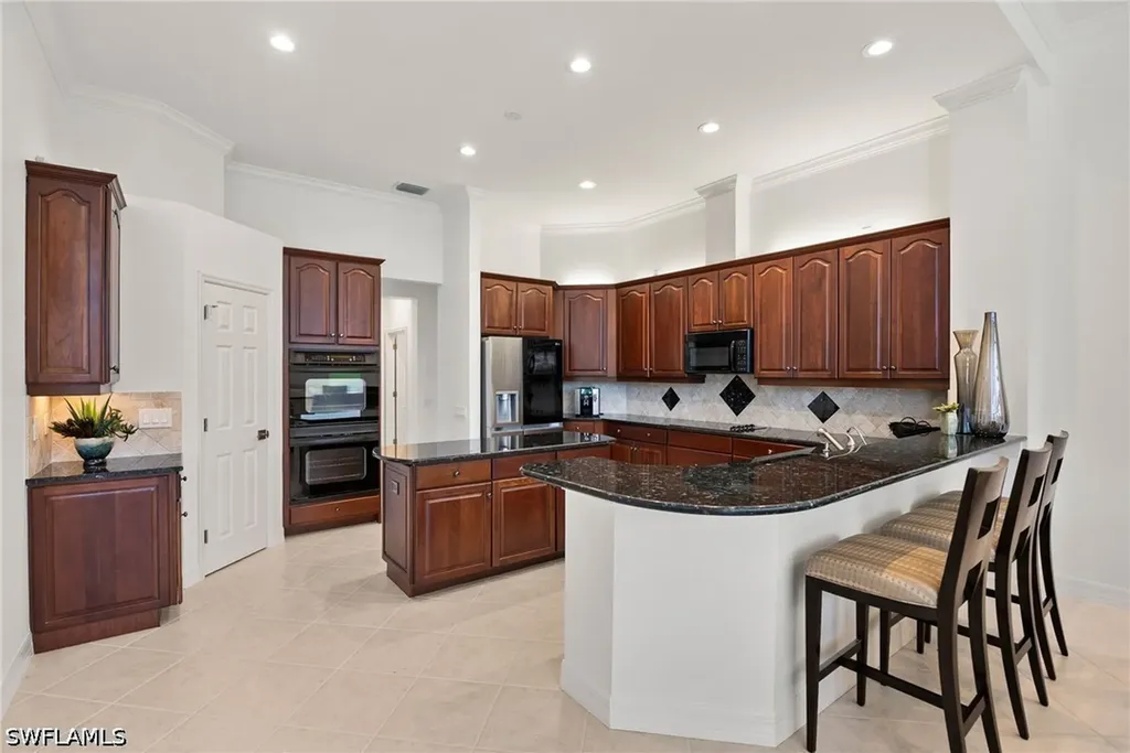 1624 Manchester Court Naples FL 34109