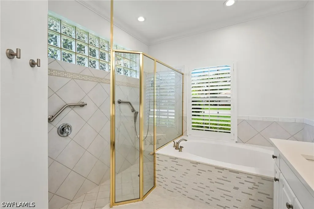 1624 Manchester Court Naples FL 34109