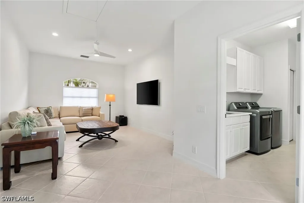 1624 Manchester Court Naples FL 34109