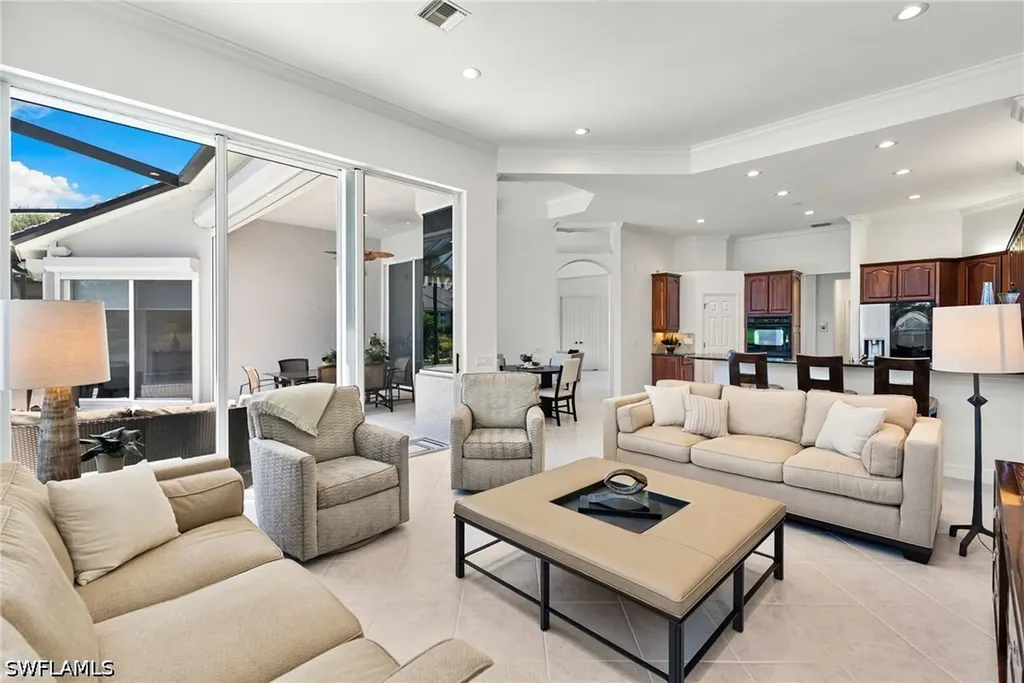 1624 Manchester Court Naples FL 34109