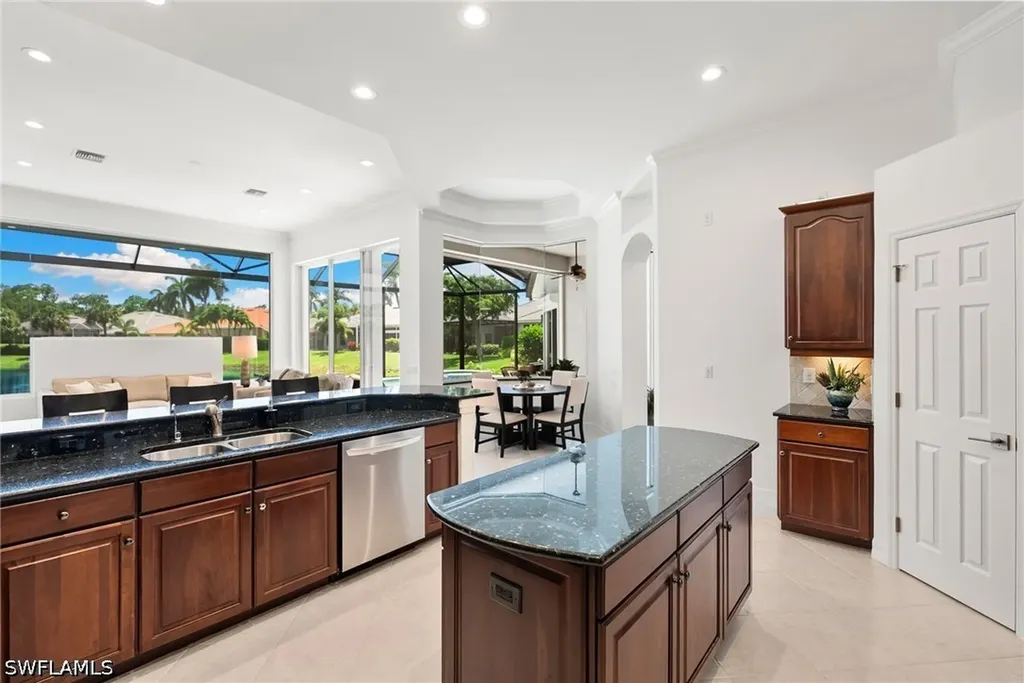 1624 Manchester Court Naples FL 34109