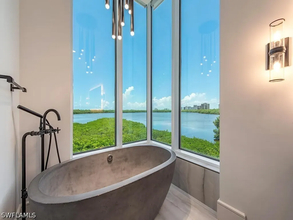 60 Seagate Drive Naples FL 34103