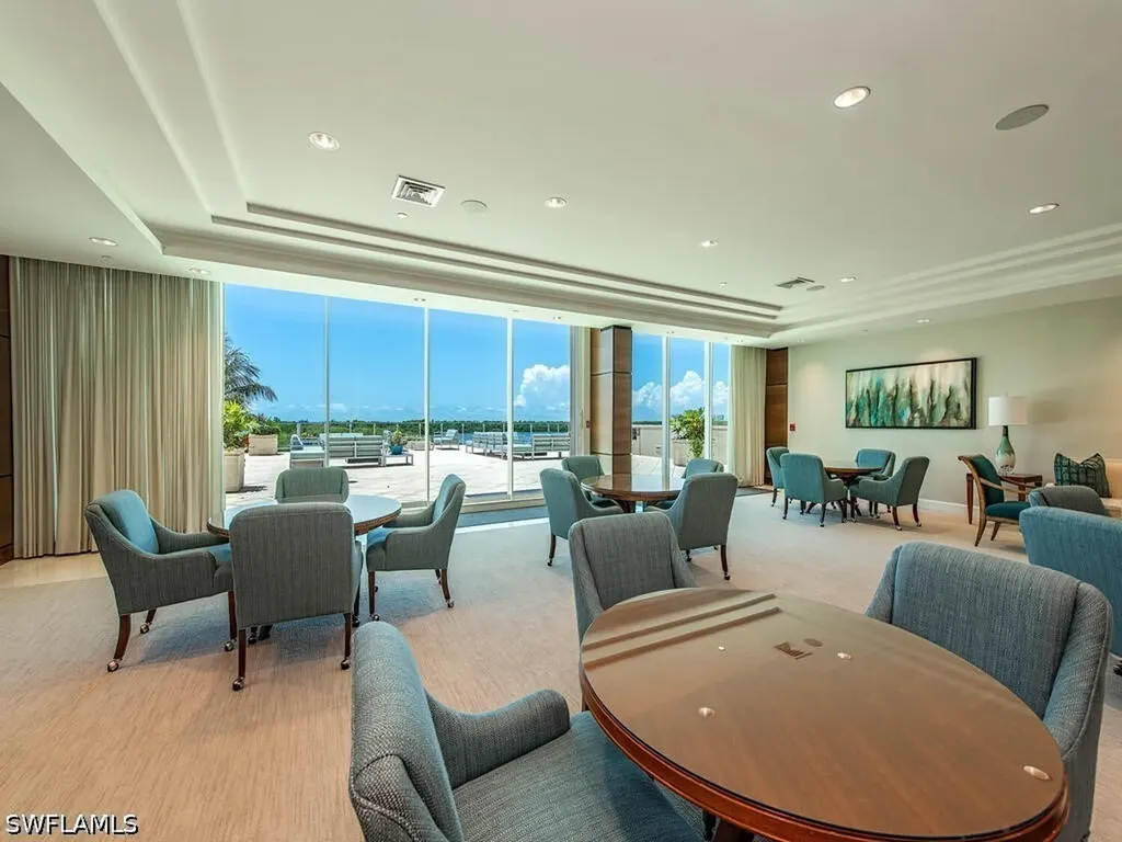 60 Seagate Drive Naples FL 34103