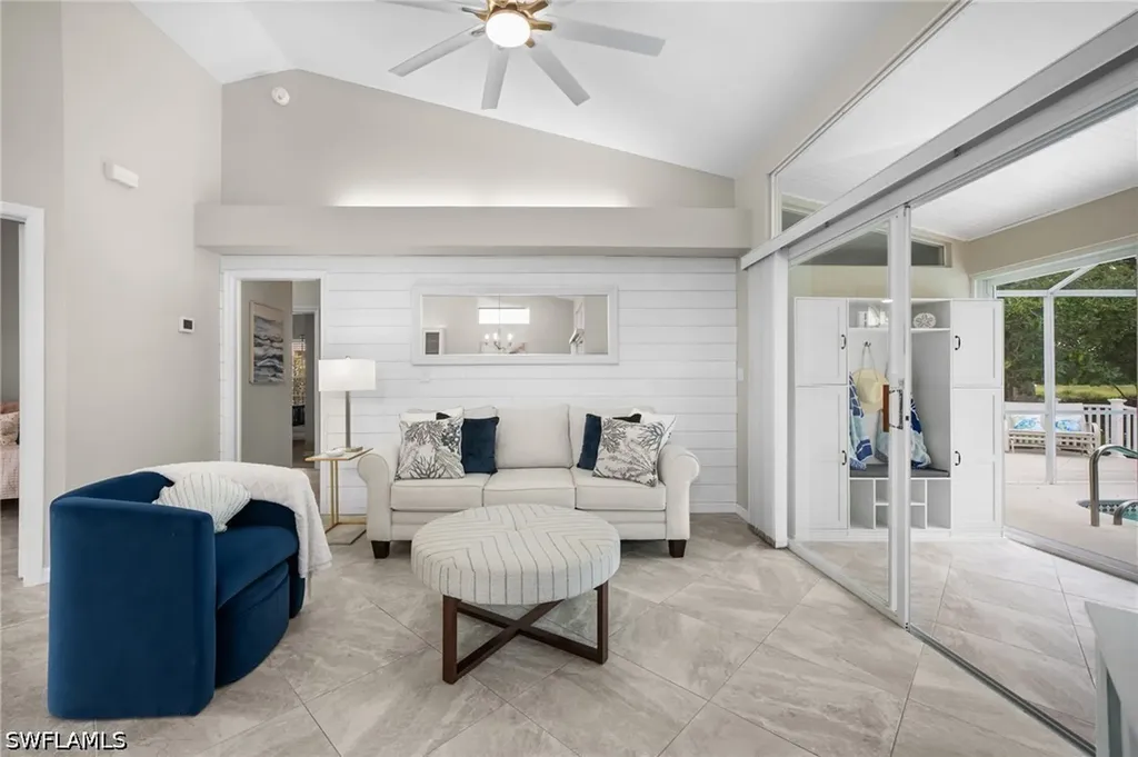 912 Belville Boulevard Naples FL 34104
