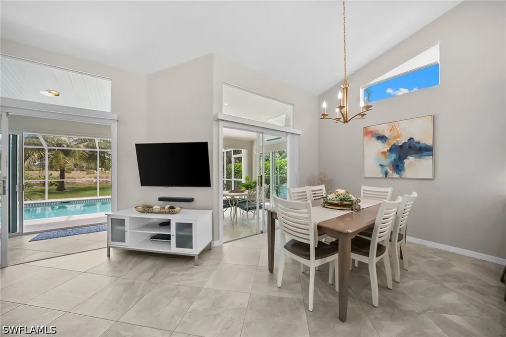 912 Belville Boulevard Naples FL 34104