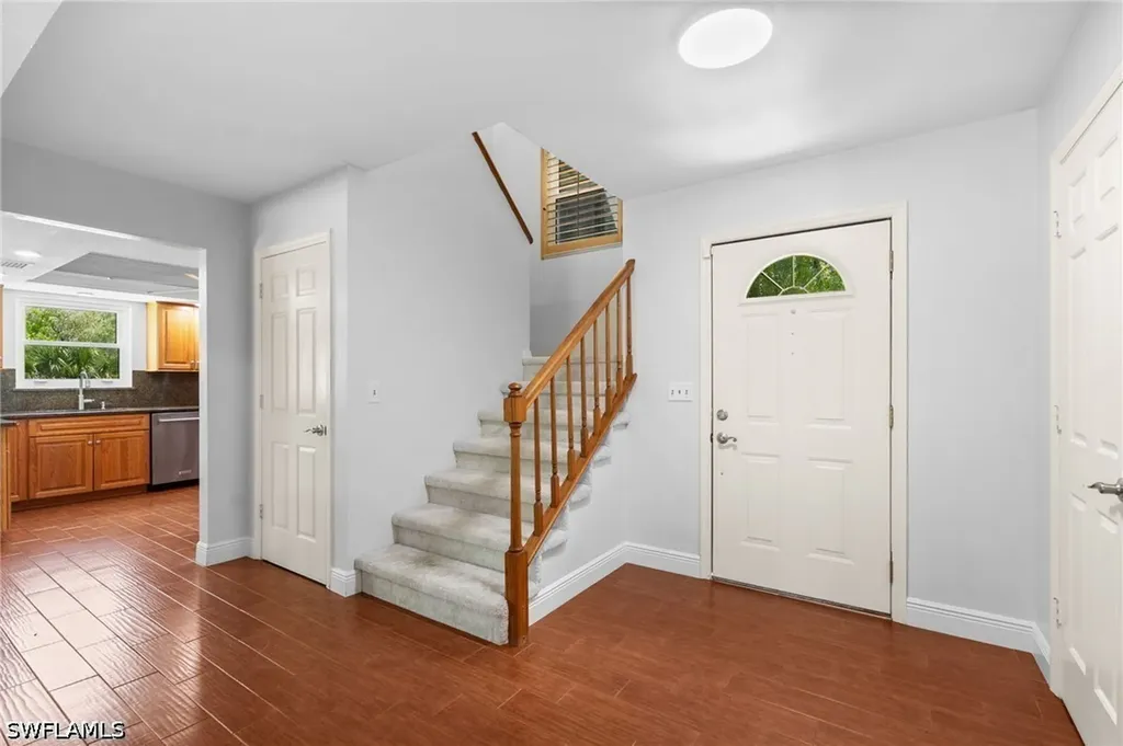 201 Perkins Drive Naples FL 34119