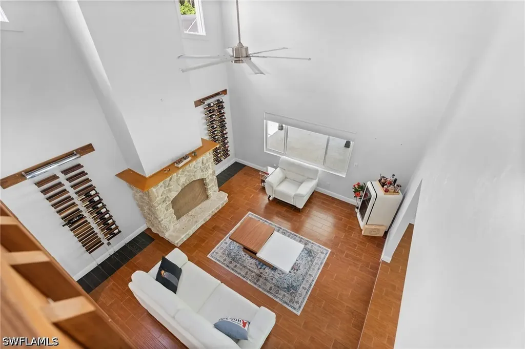 201 Perkins Drive Naples FL 34119