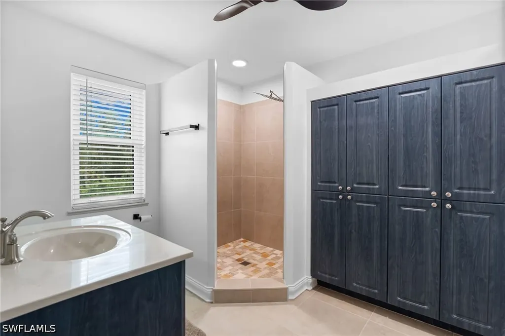 201 Perkins Drive Naples FL 34119