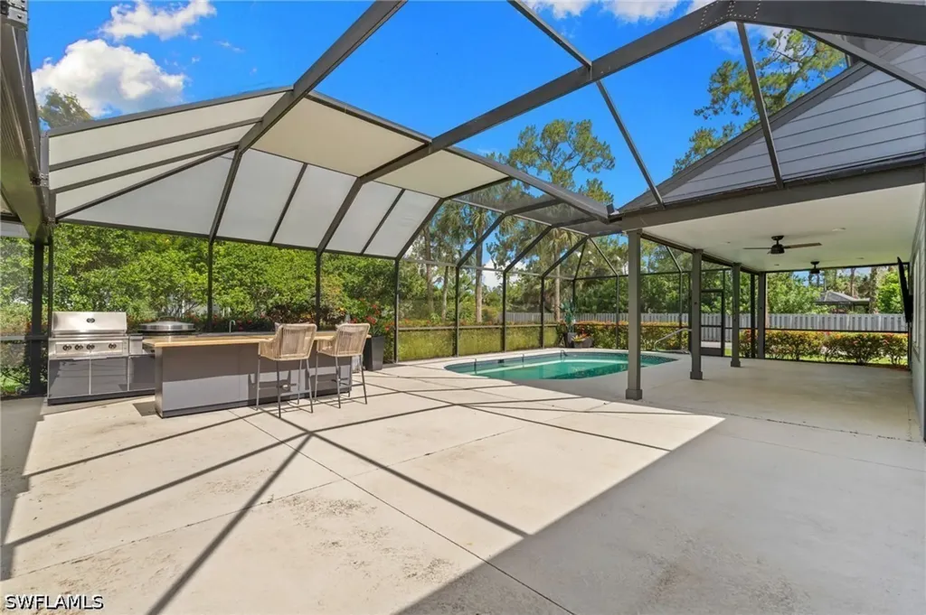 201 Perkins Drive Naples FL 34119