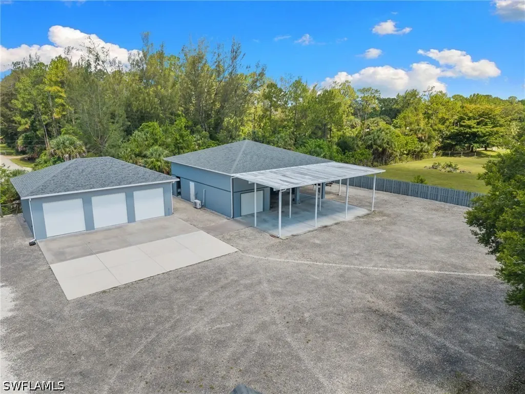 201 Perkins Drive Naples FL 34119