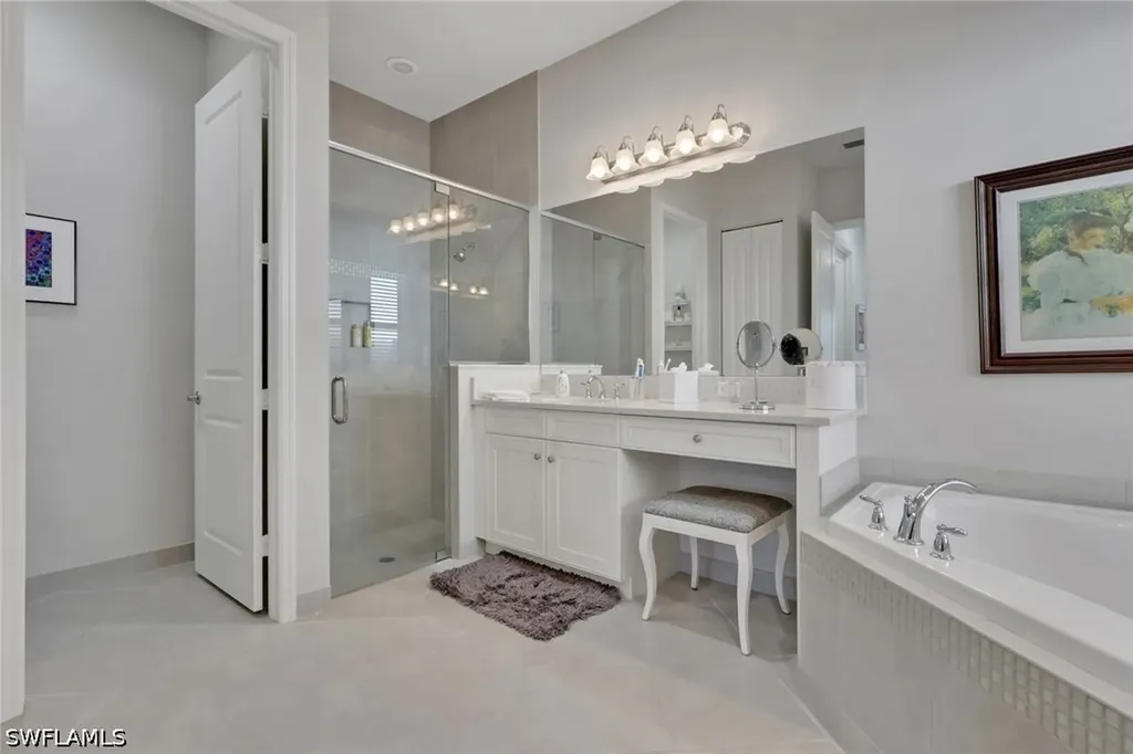 4113 Amelia Way Naples FL 34119