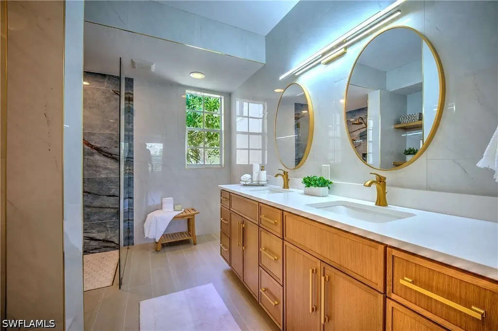 7846 Gardner Drive Naples FL 34109