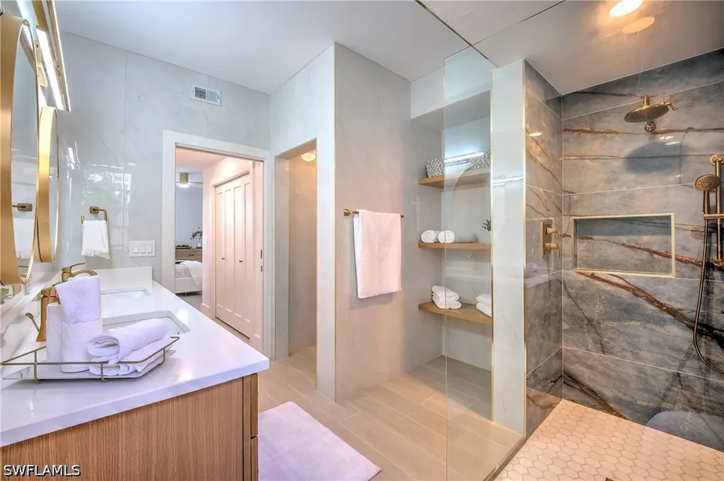 7846 Gardner Drive Naples FL 34109