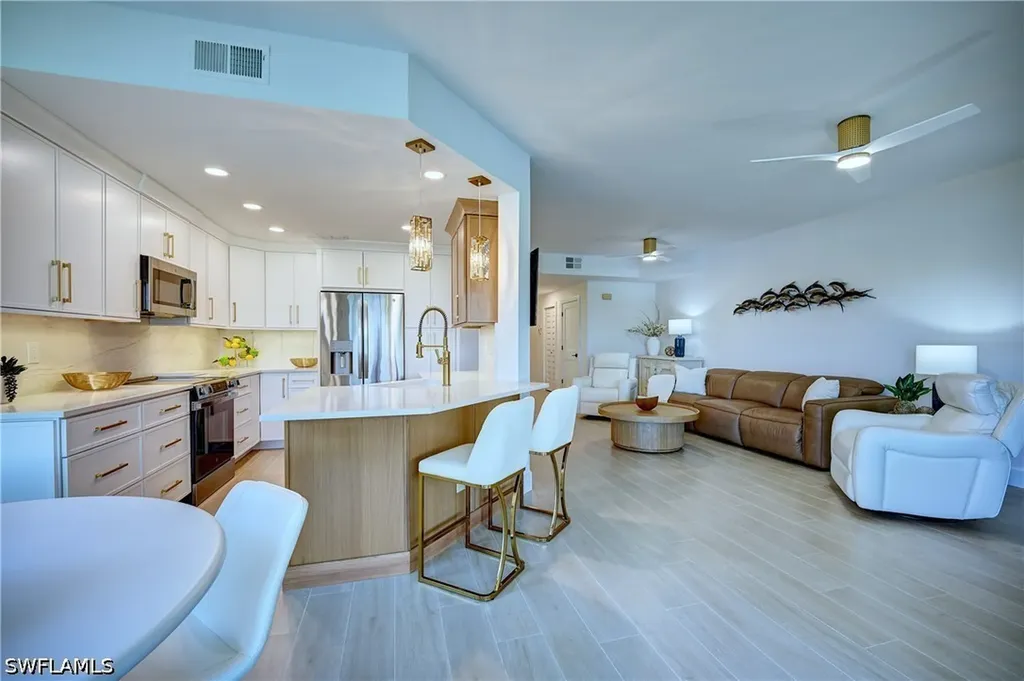 7846 Gardner Drive Naples FL 34109
