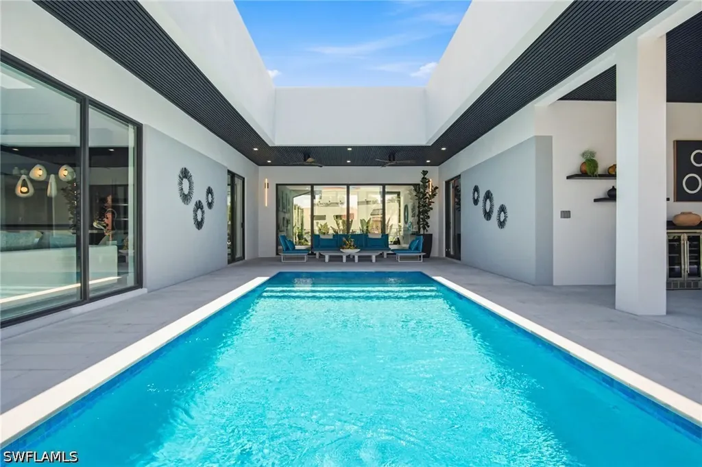 298 Castaways Street Marco Island FL 34145