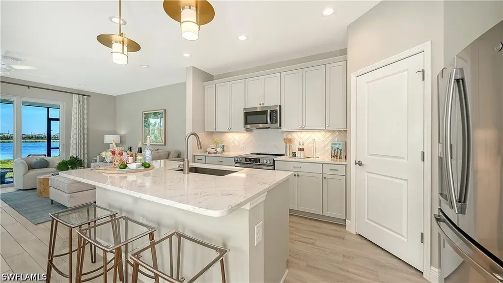 5022 Draco Circle Naples FL 34120