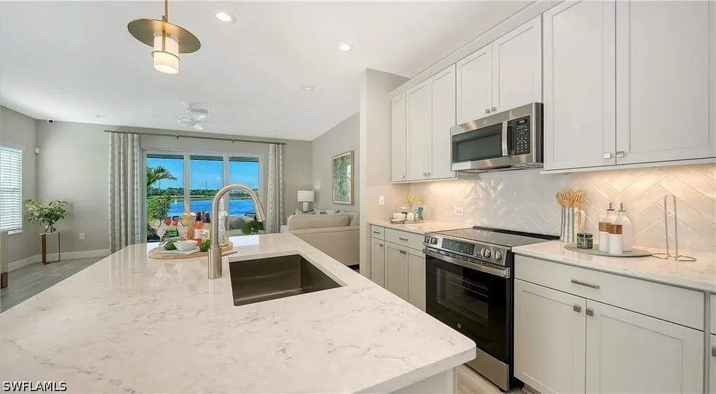 5022 Draco Circle Naples FL 34120