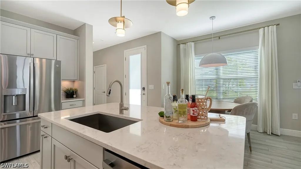 5022 Draco Circle Naples FL 34120