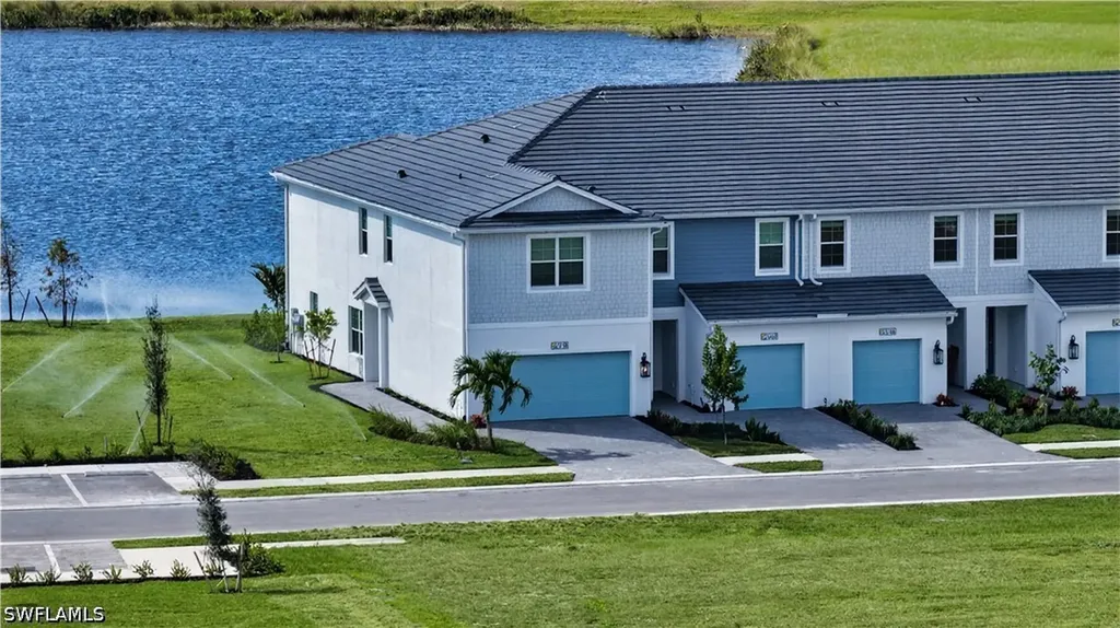 5022 Draco Circle Naples FL 34120