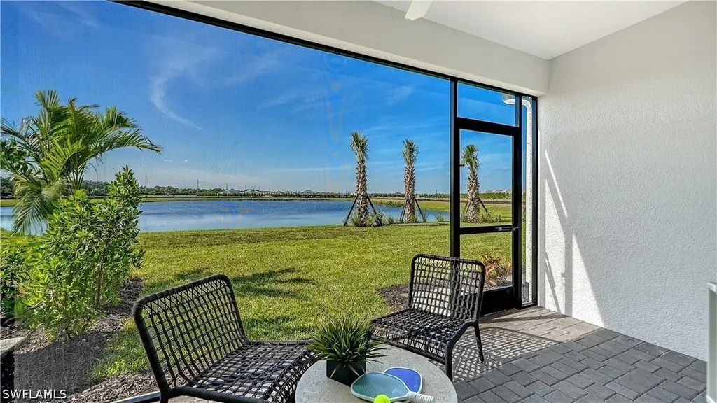 5022 Draco Circle Naples FL 34120