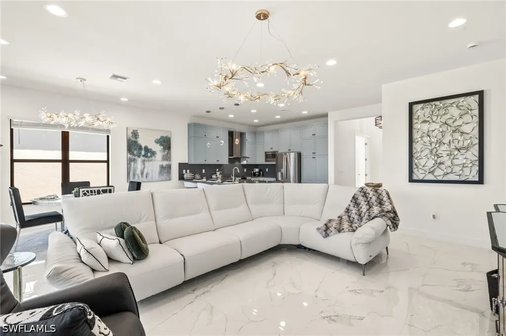 20321 Fair Oak Lane Estero FL 33928