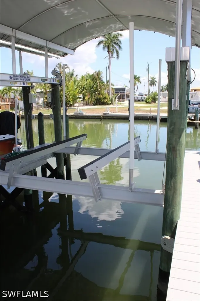 3884 Plumosa Drive Fort Myers FL 33956