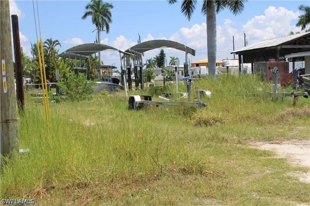3884 Plumosa Drive Fort Myers FL 33956