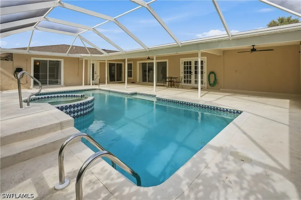 128 Viking Way Naples FL 34110