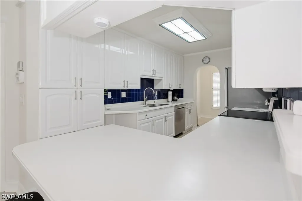 128 Viking Way Naples FL 34110