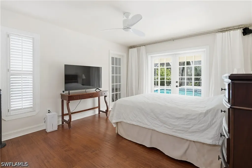 128 Viking Way Naples FL 34110