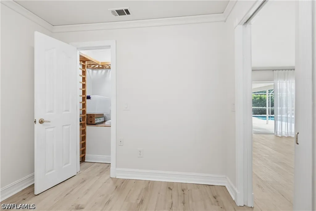 128 Viking Way Naples FL 34110