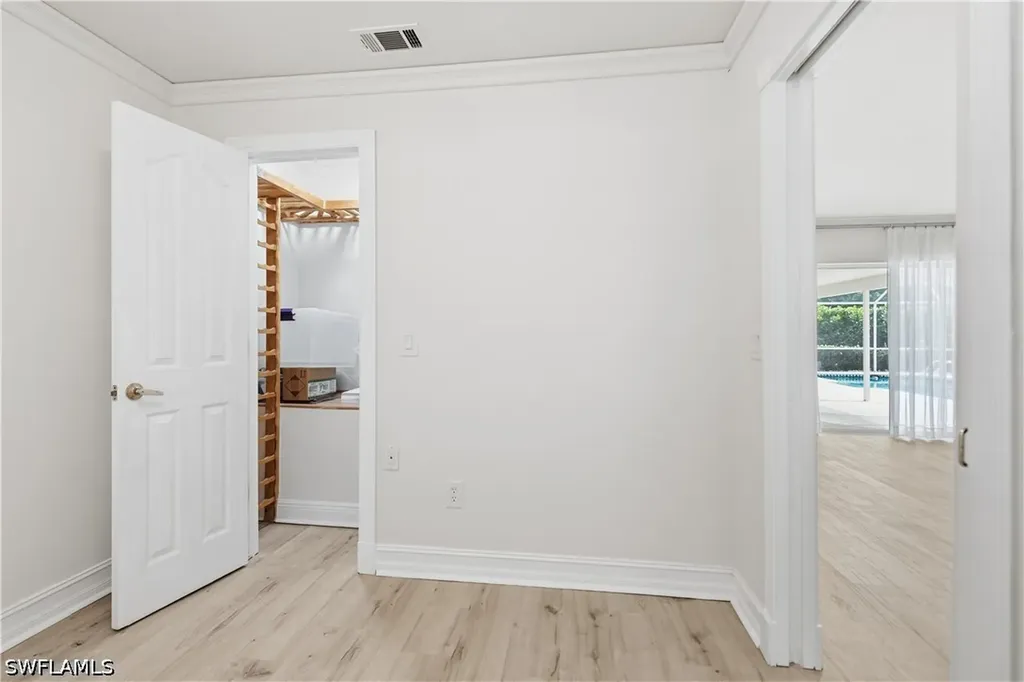 128 Viking Way Naples FL 34110
