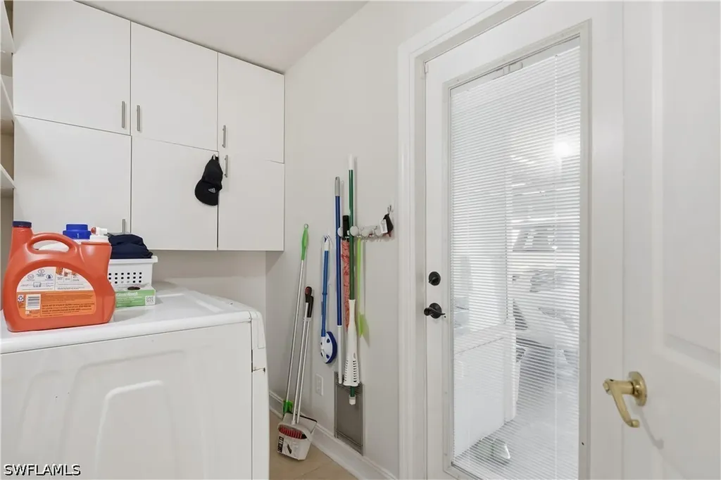 128 Viking Way Naples FL 34110