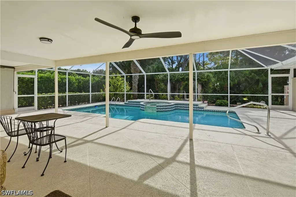 128 Viking Way Naples FL 34110