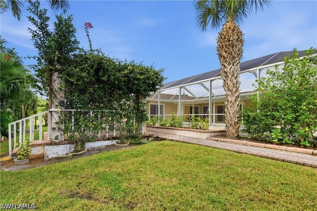 128 Viking Way Naples FL 34110