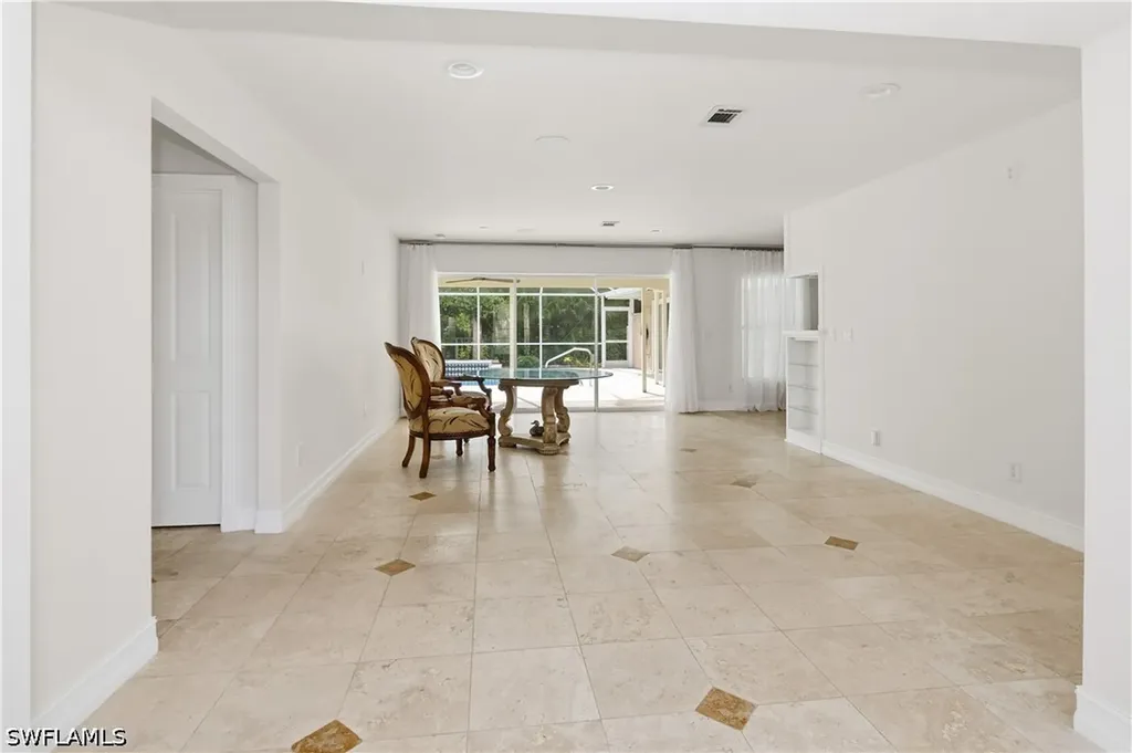 128 Viking Way Naples FL 34110