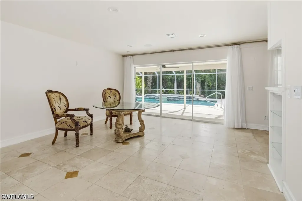 128 Viking Way Naples FL 34110