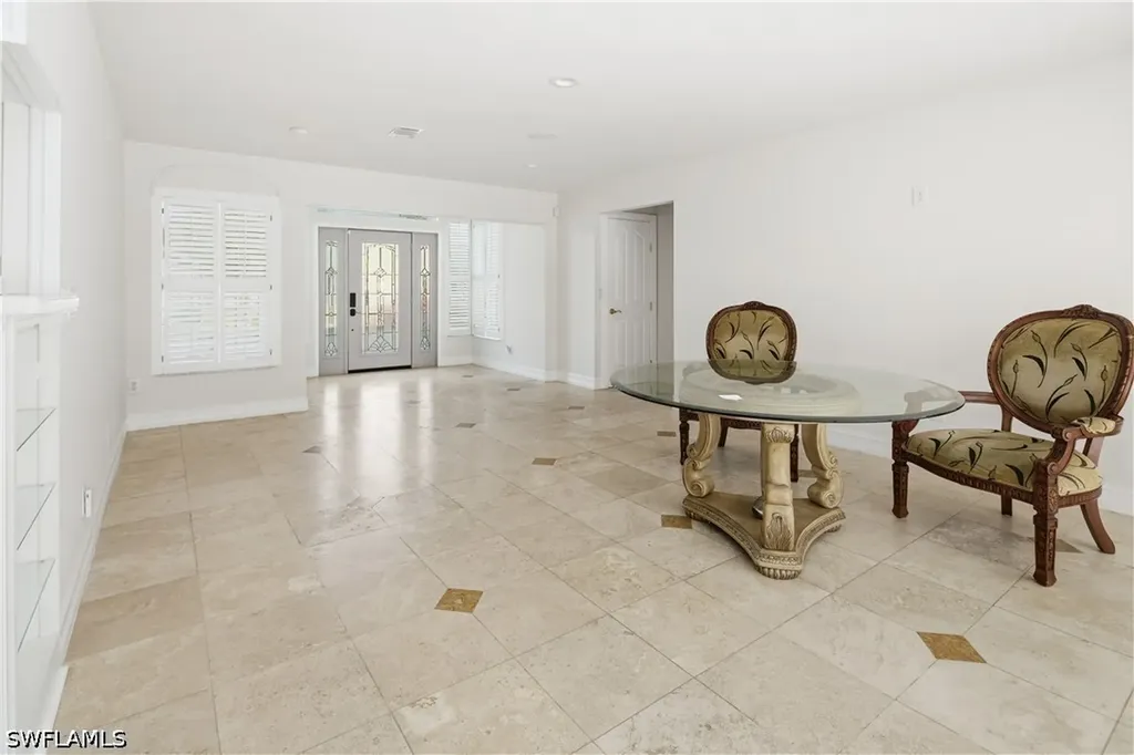 128 Viking Way Naples FL 34110