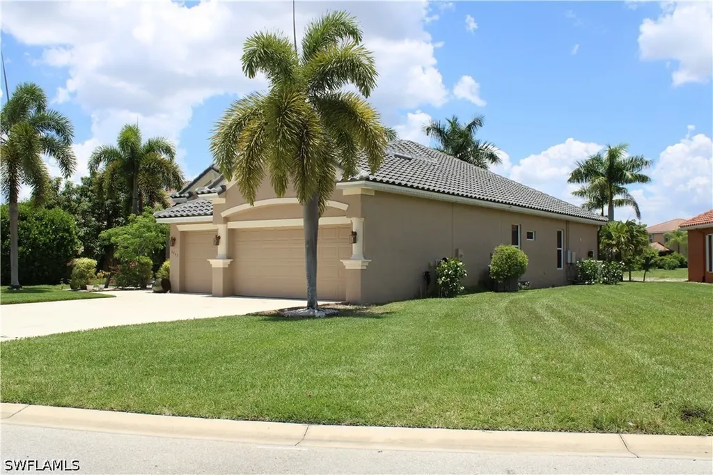 9947 Via San Marco Loop Fort Myers FL 33905
