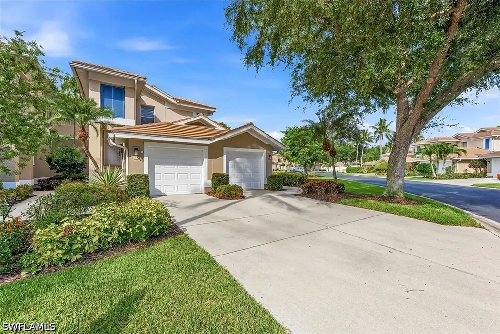 832 Carrick Bend Circle Naples FL 34110
