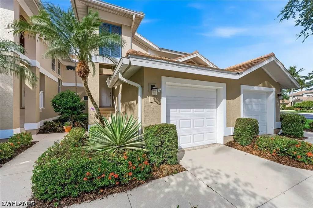 832 Carrick Bend Circle Naples FL 34110