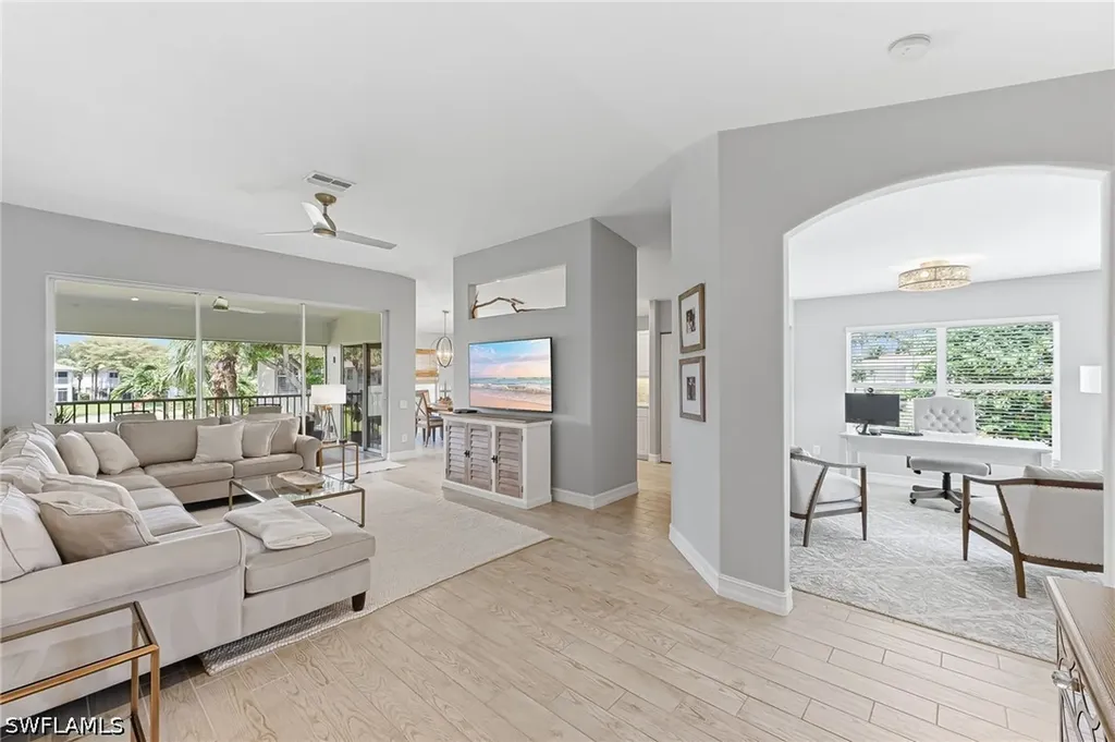 832 Carrick Bend Circle Naples FL 34110
