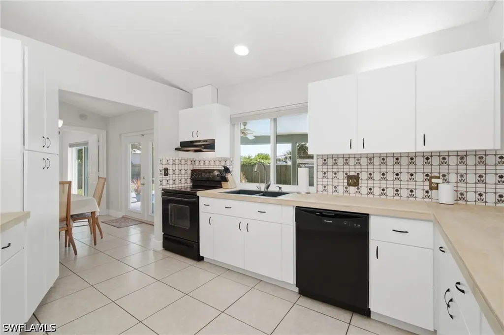 3022 47th Street SW Naples FL 34116