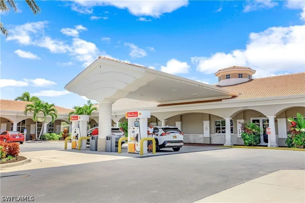 15400 Almaco Circle Bonita Springs FL 34135