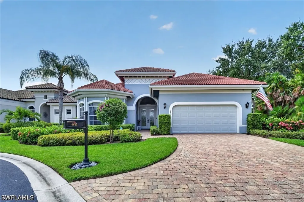 6062 Divot Court Naples FL 34113
