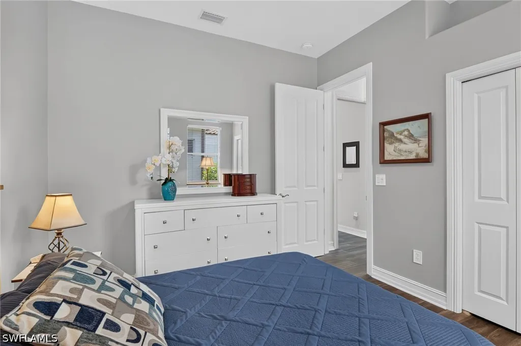 6062 Divot Court Naples FL 34113