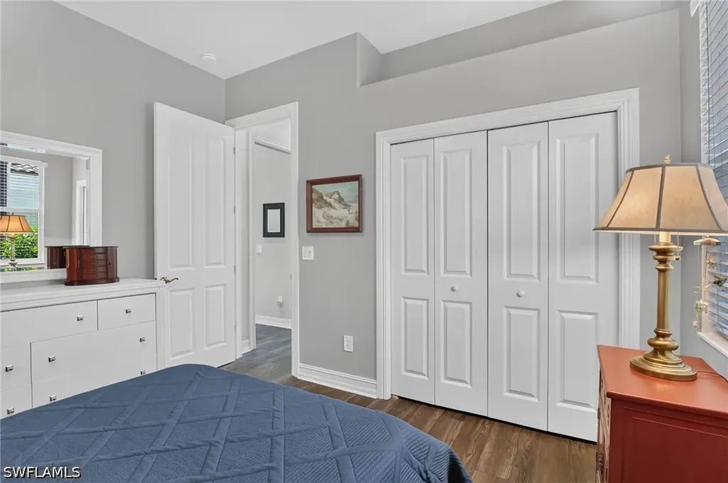 6062 Divot Court Naples FL 34113