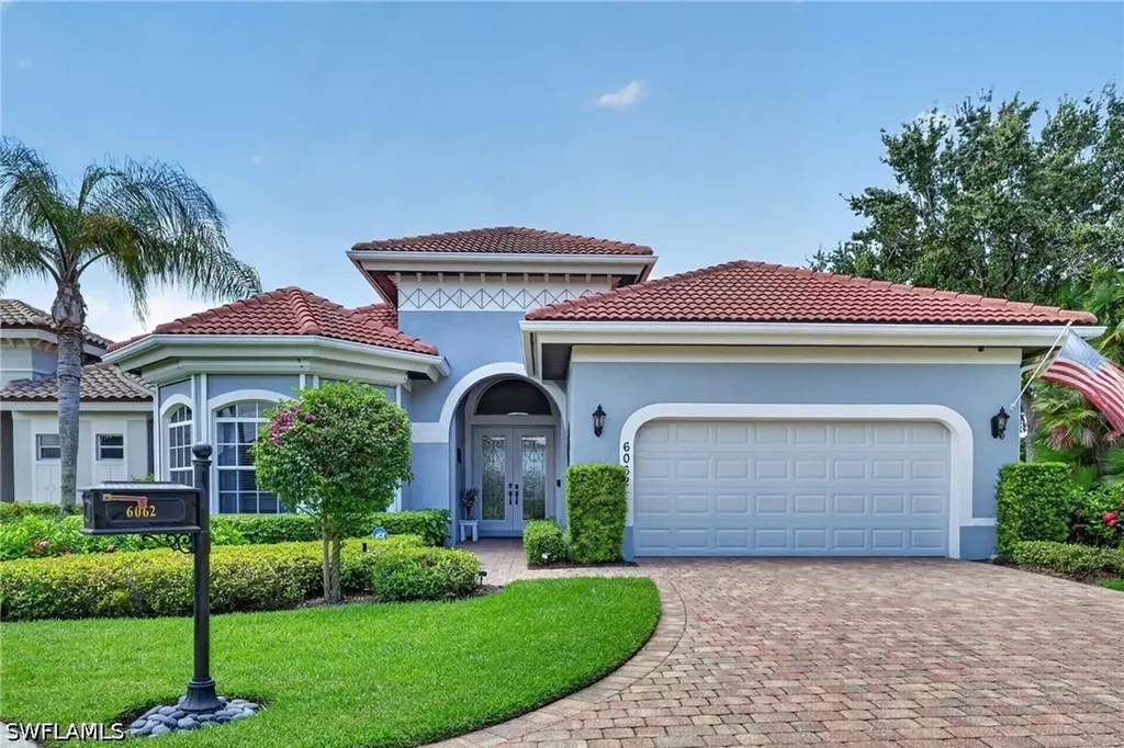 6062 Divot Court Naples FL 34113